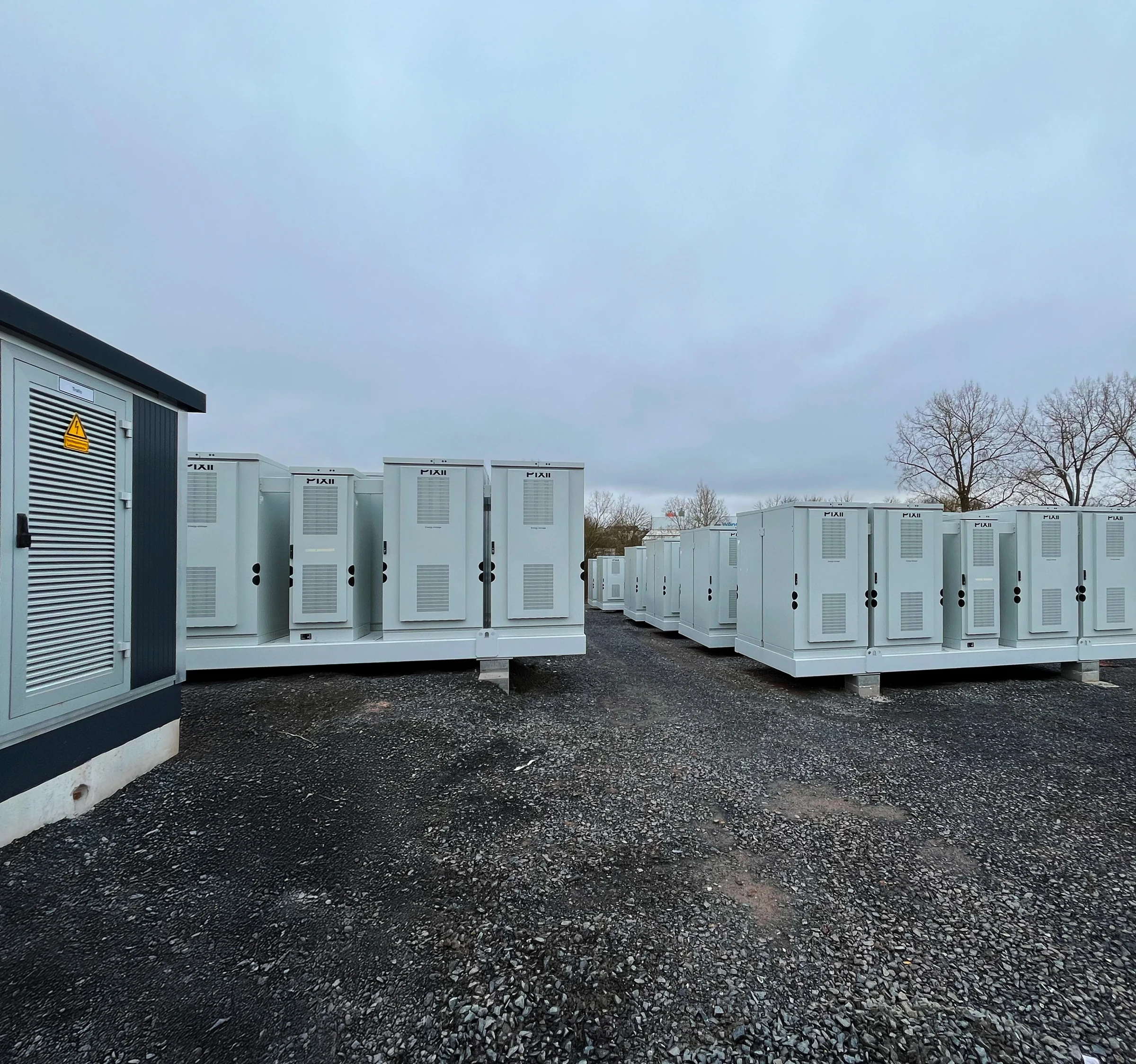 sample Pixii large scale battery installation