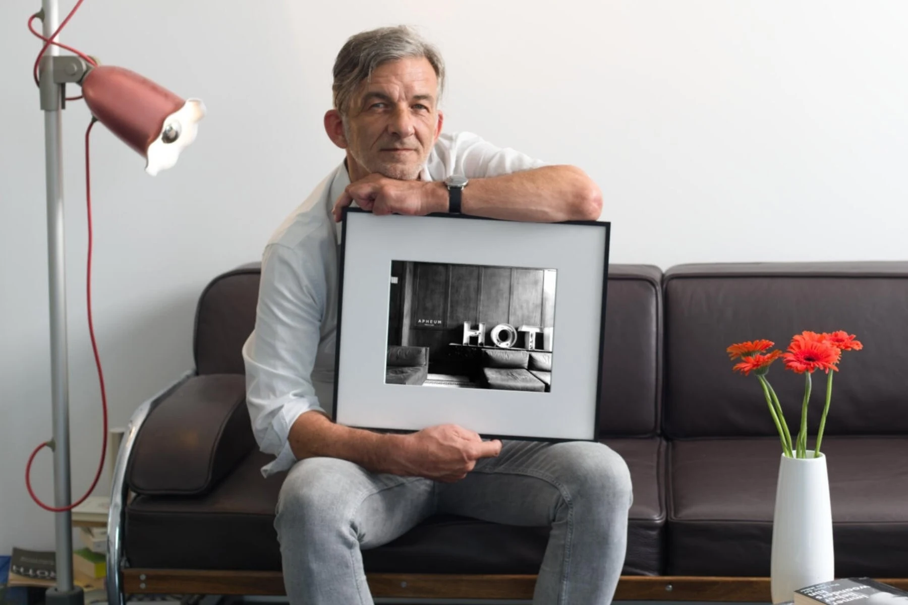 Christopher Colshorn, Founder & CEO of APHEUM, with the APHEUM Frame M. © Angelika Grossmann