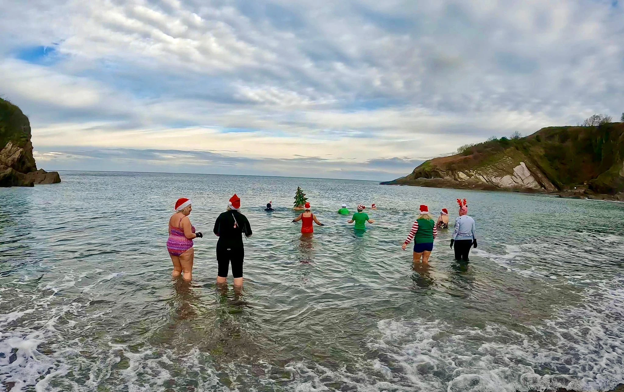 Give the Gift of Body Respect This Christmas - The Body Happy Organisation Launches Advent Challenge to Tackle Body Shame