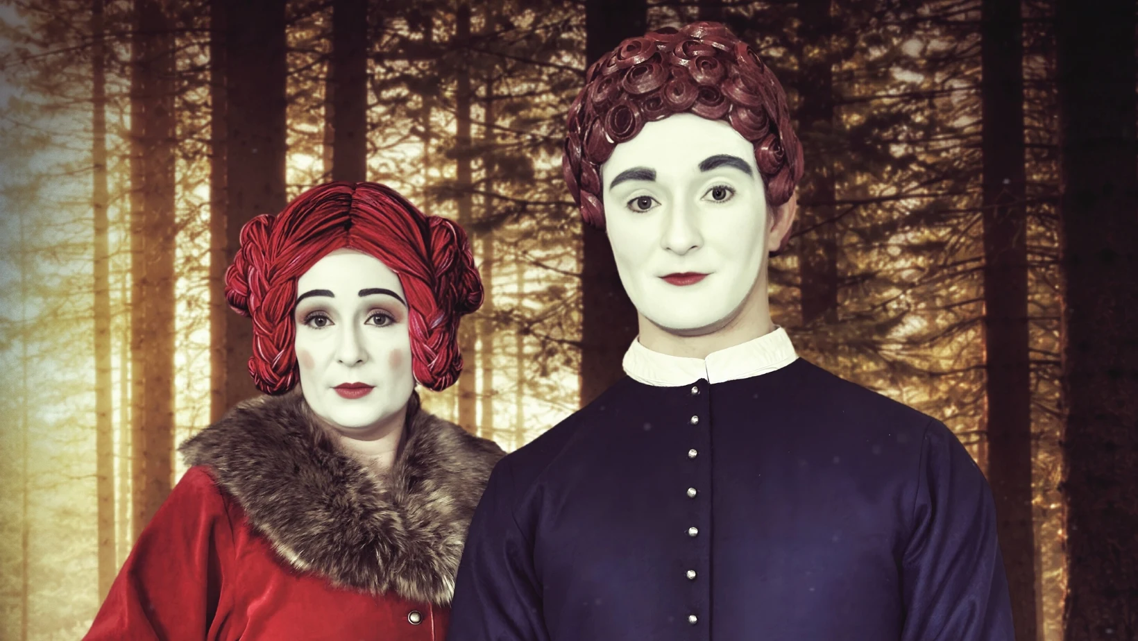The Rude Mechanical Theatre Company in performance, outdoor theatre