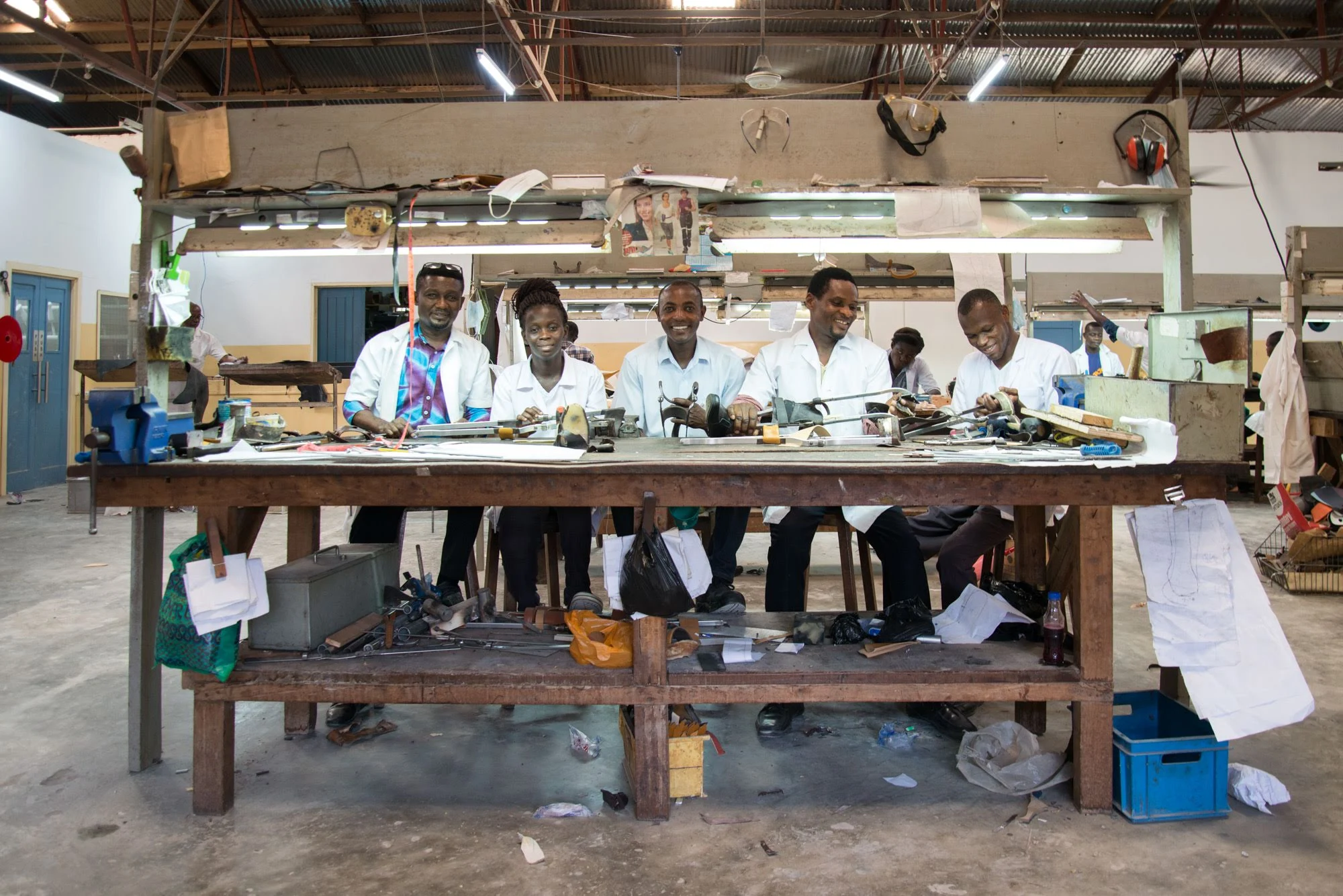 Prosthetists in Ghana work with high-quality legs from STAND.