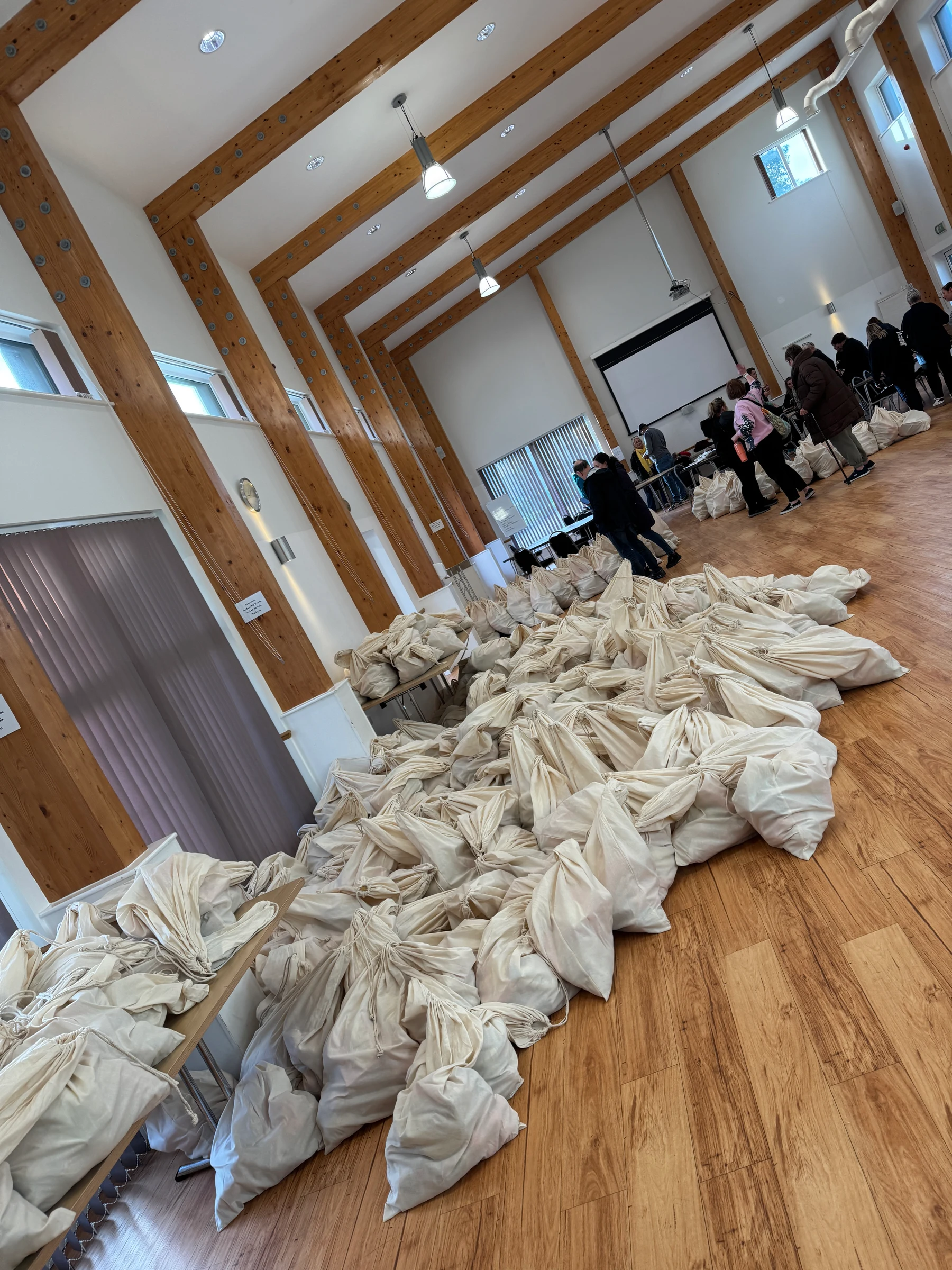 504 Families Thrown a Lifeline as Local Volunteers Rally Against Hunger