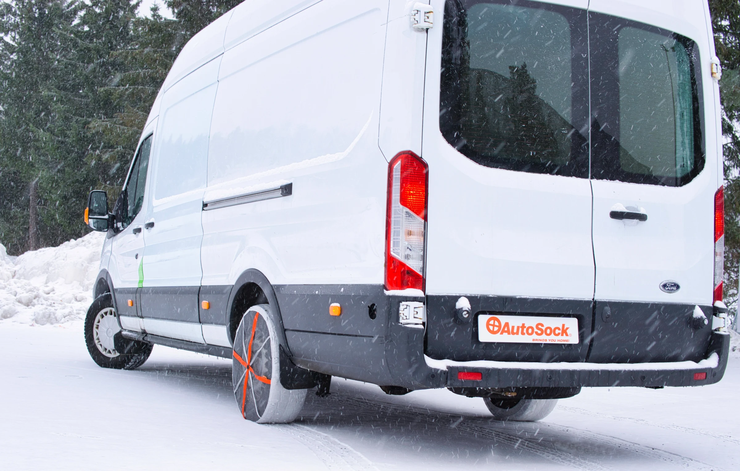 AutoSock Snow Socks Give Drivers Instant Grip as Snow Hits UK Roads