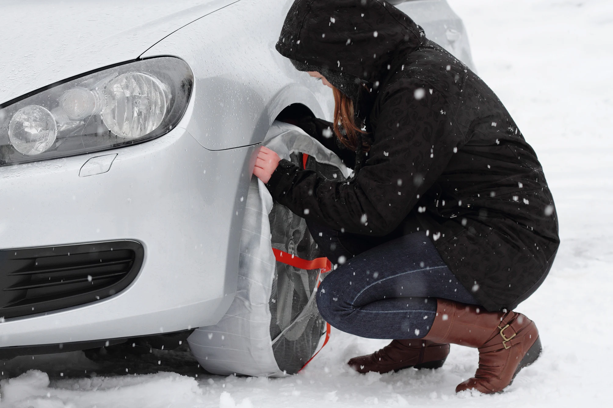 AutoSock Snow Socks Give Drivers Instant Grip as Snow Hits UK Roads