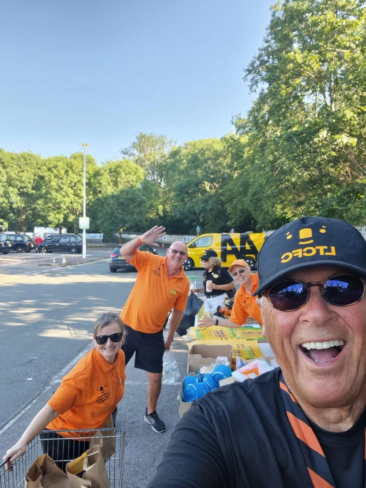 London Taxi Drivers’ Charity for Children Celebrates 98th Summer Outing with 4th Trip to Hertfordshire Zoo