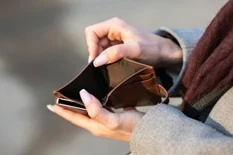Brits underestimate their monthly bills by over £200
