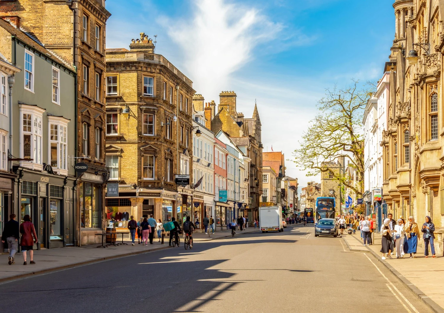 High street retailers may be missing out by failing to plan for seasonal spending trends