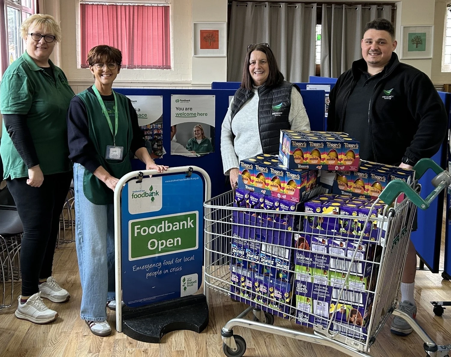 Worcestershire clothing firm spreads Easter cheer to local foodbank