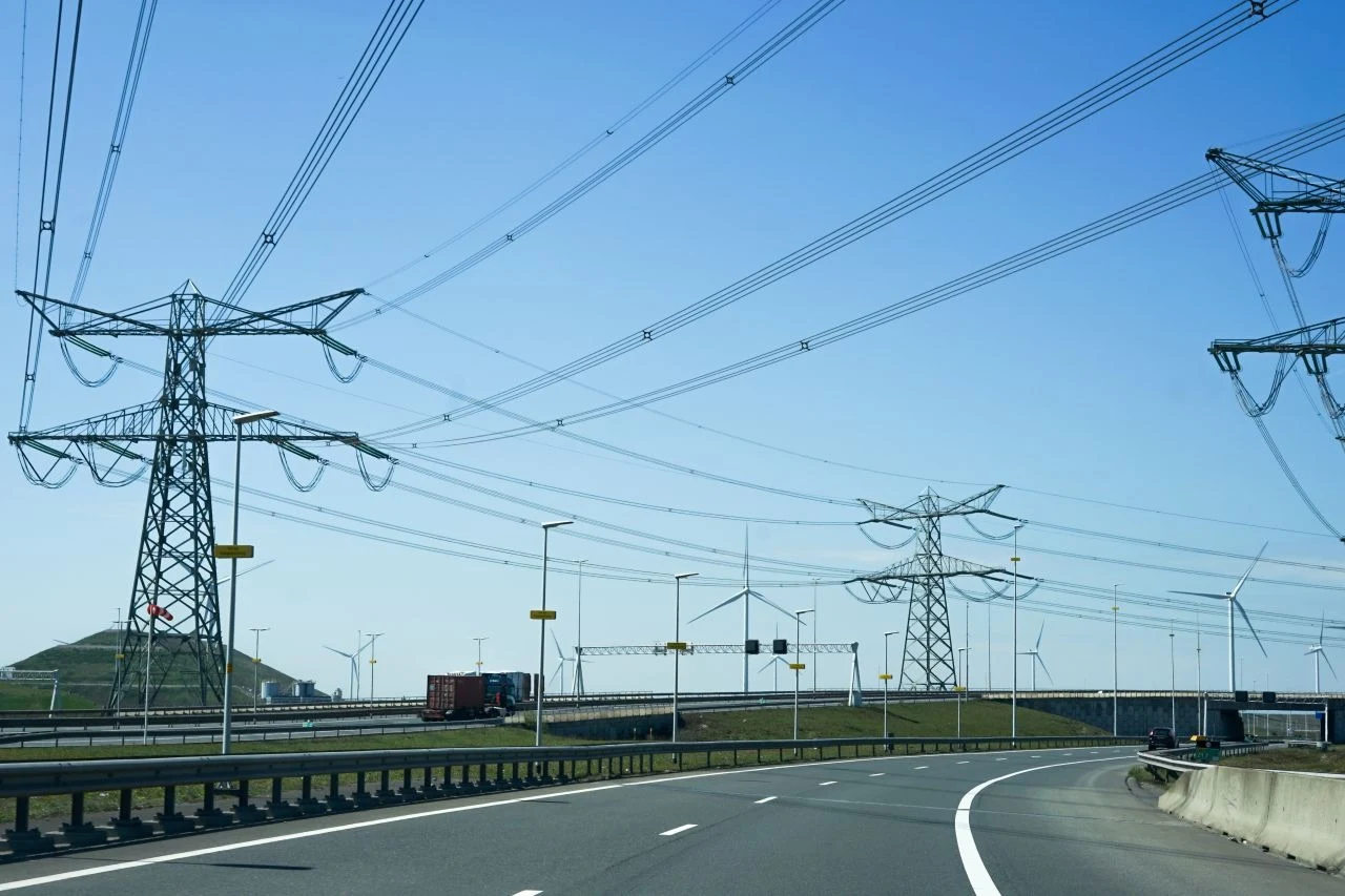 New Driver Training Module Highlights Dangers of Overhead Cables