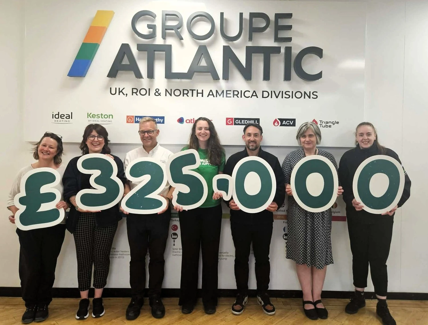 Ideal Heating celebrates £325,000 Macmillan fundraising milestone