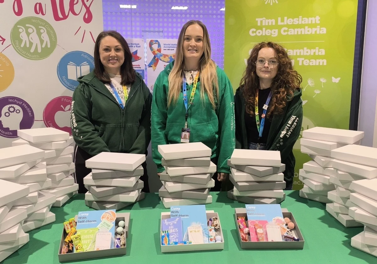 1,000 ‘Pause Packs’ launched to support student mental health