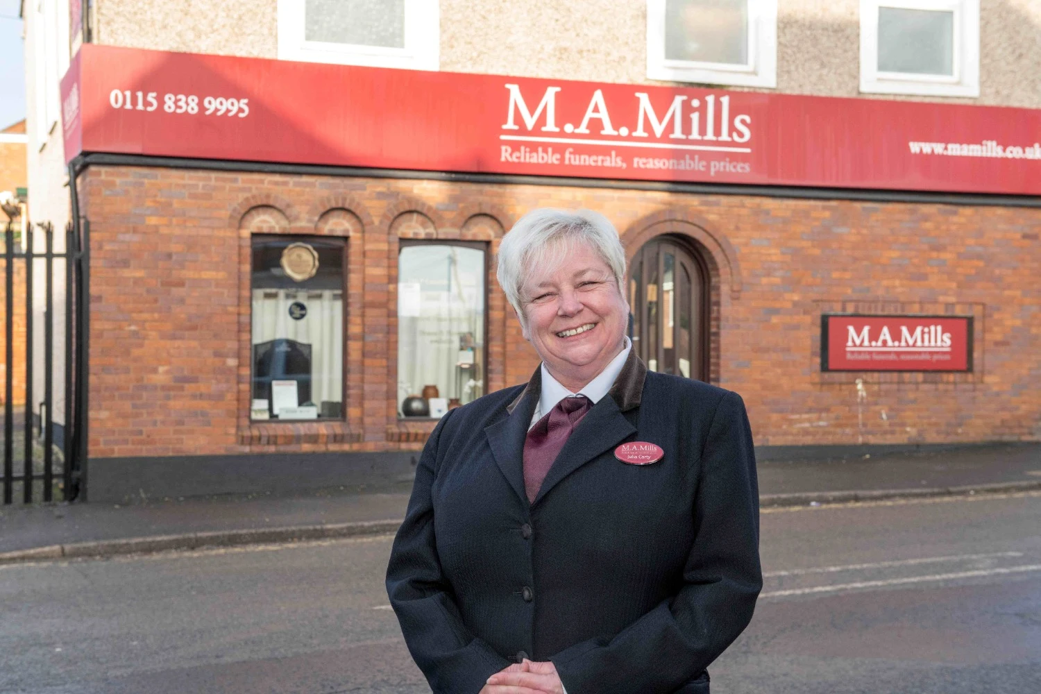 Notts Funeral Director Urges Caution When Using AI in Funeral Planning